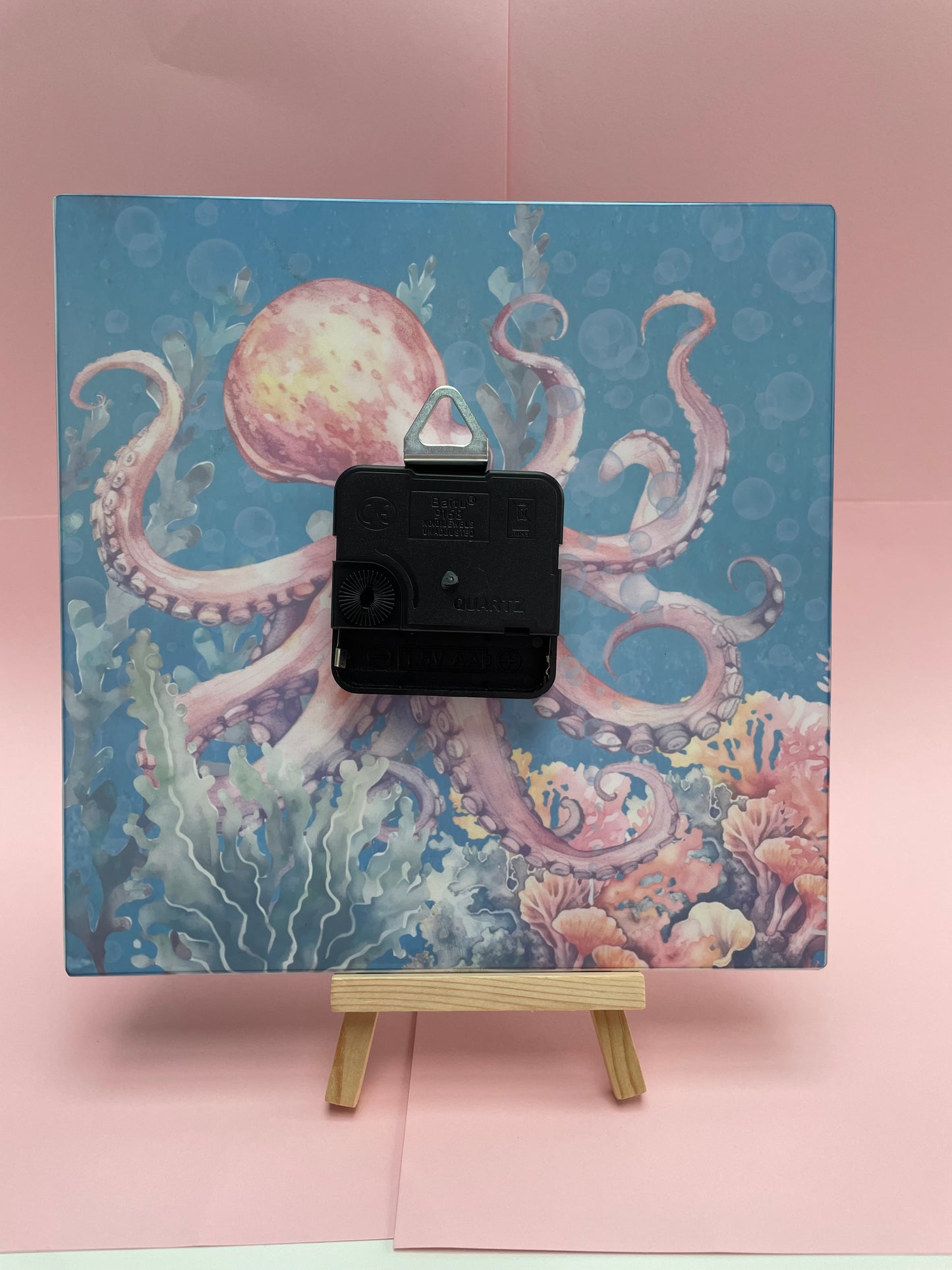 Octopus Glass Clock